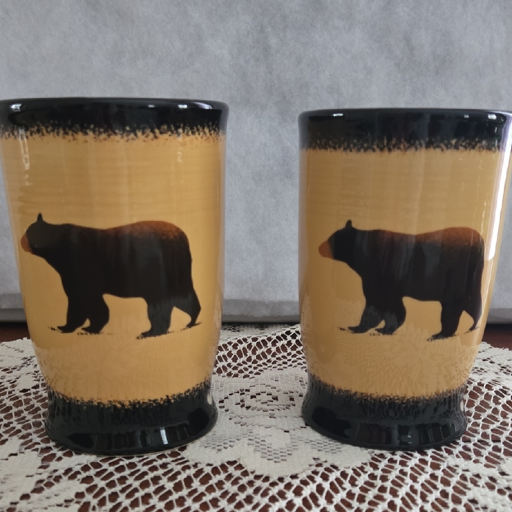 Big Sky Carvers Brushwerks Design Bear  Black and Tan Ceramic Mugs